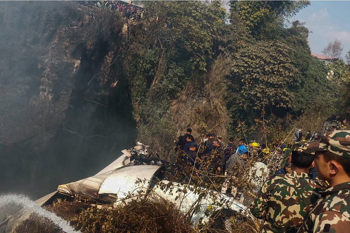 Место крушения пассажирского самолета авиакомпании Yeti Airlines в Непале
