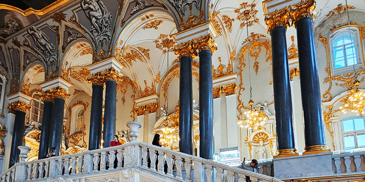 «Город, который задаёт высокую планку». Старший вице-президент Сбера Владислав Крейнин — о Петербурге, в котором он вырос