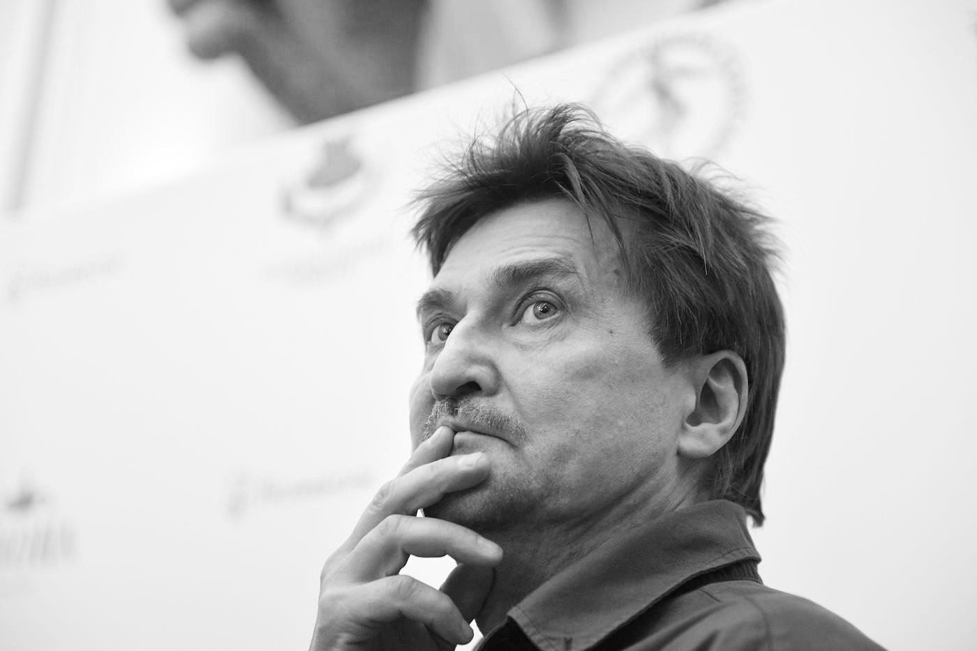 Умер театральный режиссер Юрий Бутусов