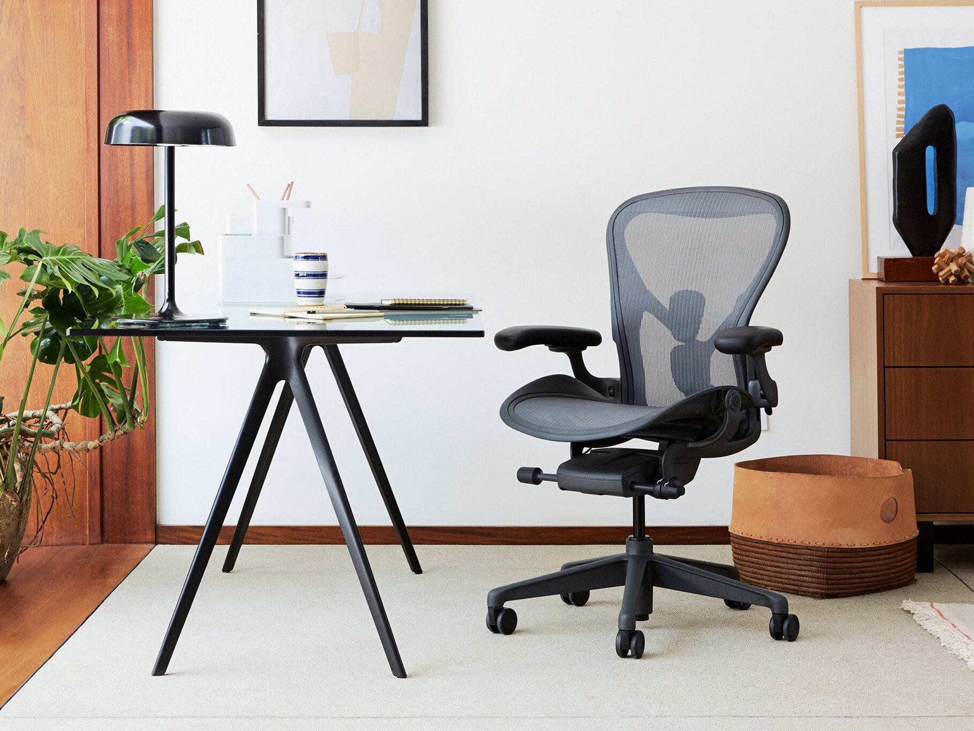 Кресло Aeron от Herman Miller