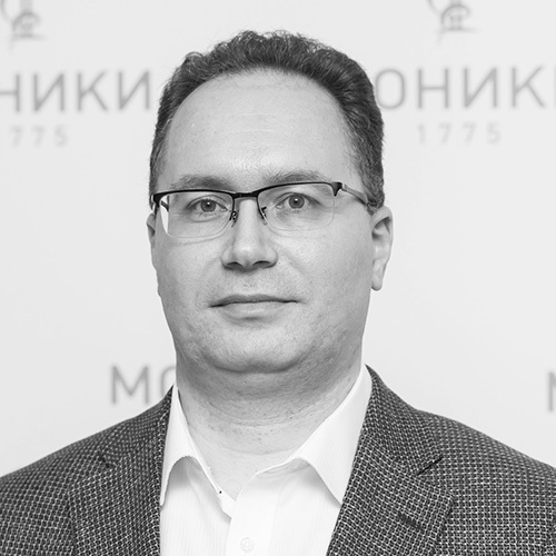 Максим Сутормин